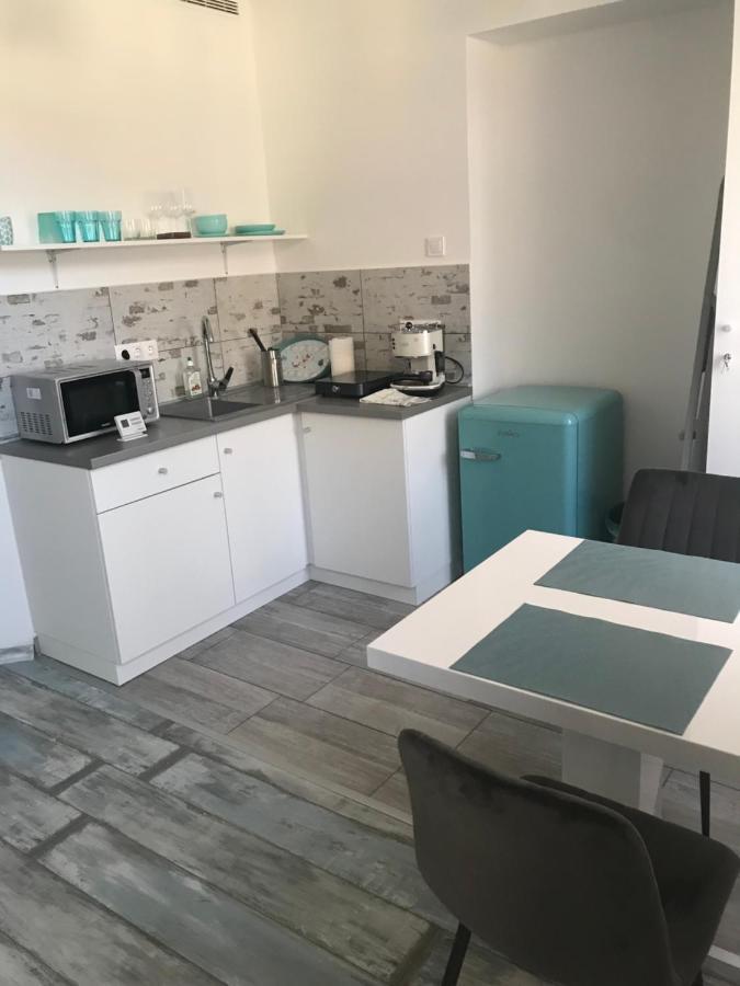 Westend Apartament *